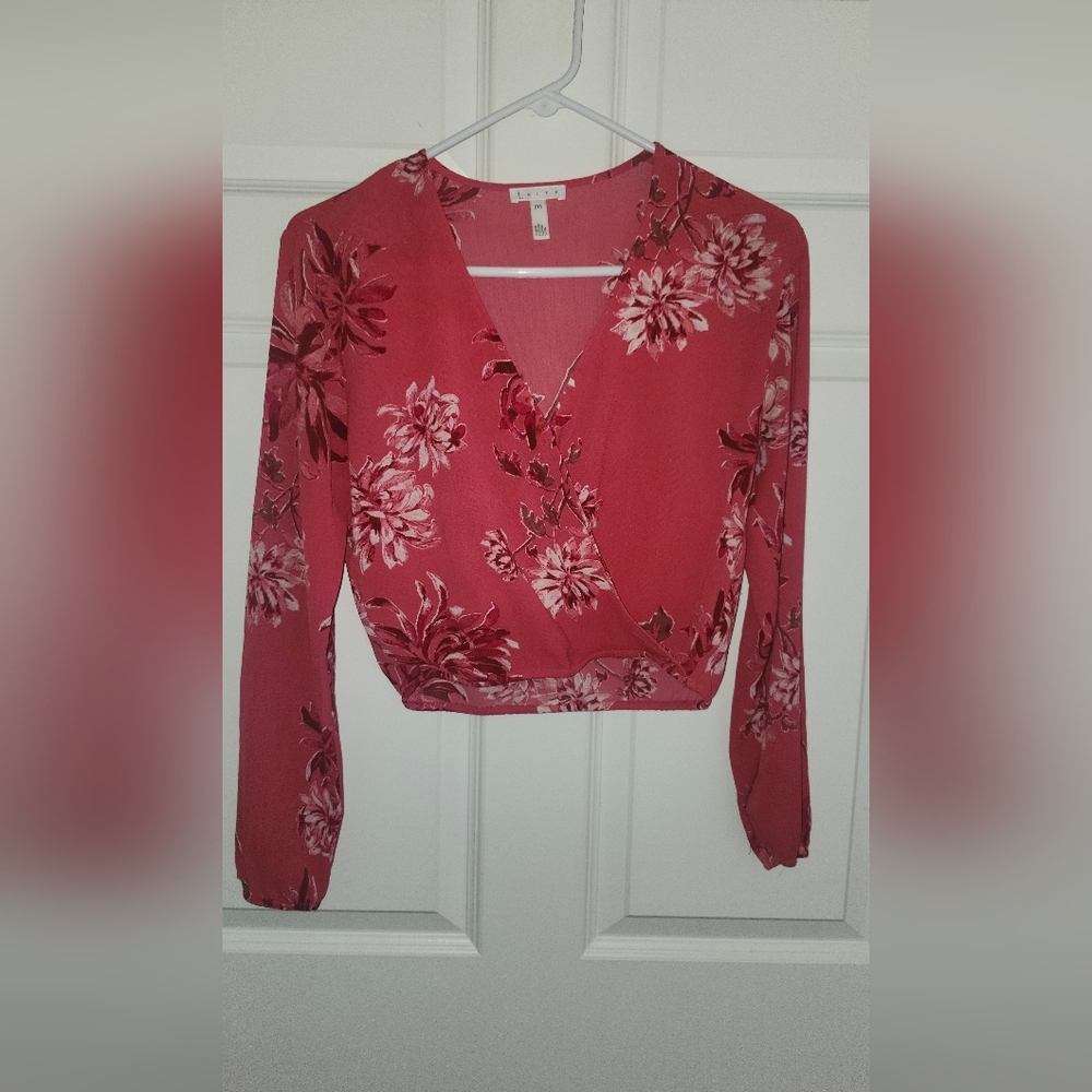 Leith Floral V-Neck Blouse - Red